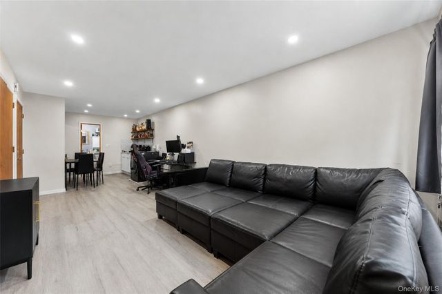 42-18 235 Street, Douglaston, NY 11363