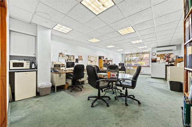 42-18 235 Street, Douglaston, NY 11363