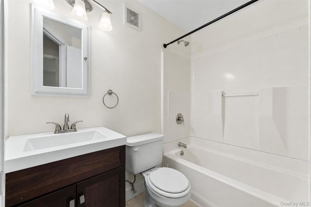 42-18 235 Street, Douglaston, NY 11363