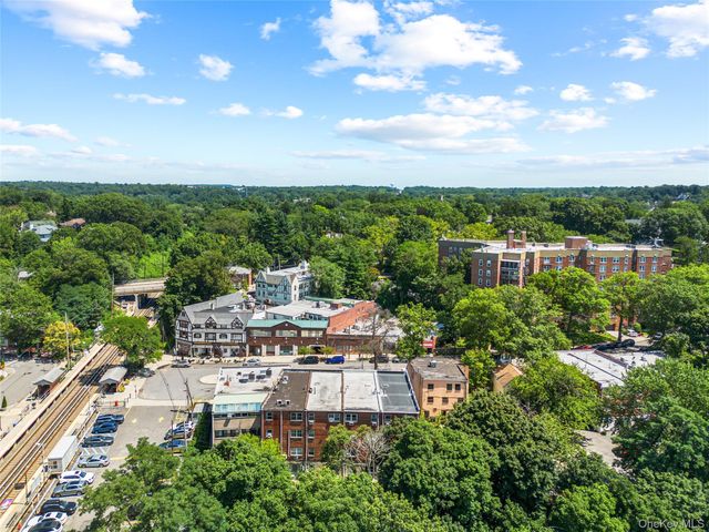 42-18 235 Street, Douglaston, NY 11363