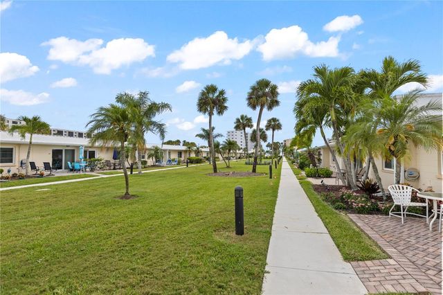 5830 MIDNIGHT PASS ROAD 29, Sarasota, FL 34242