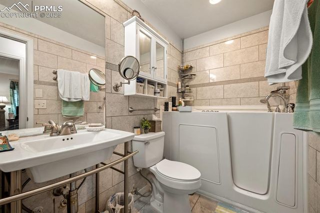 601 S Inca Drive, Pueblo West, CO 81007