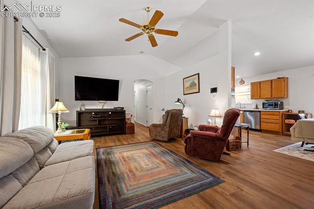 601 S Inca Drive, Pueblo West, CO 81007