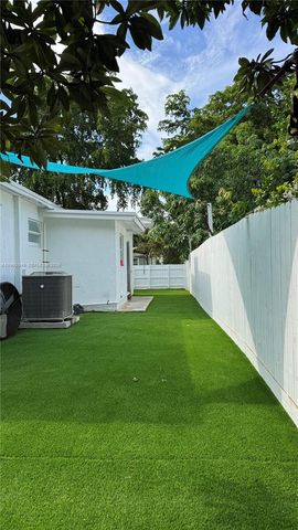 181 NE 121st St, North Miami, FL 33161