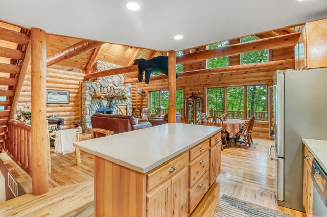 32360 SW Pickerel Lake Road, Detroit Lakes, MN 56501