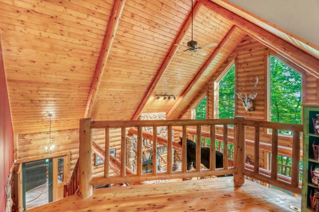 32360 SW Pickerel Lake Road, Detroit Lakes, MN 56501