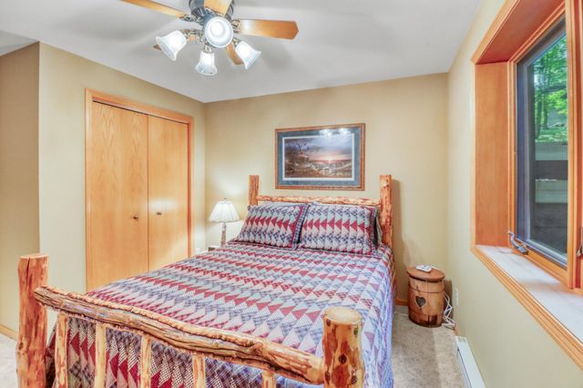 32360 SW Pickerel Lake Road, Detroit Lakes, MN 56501