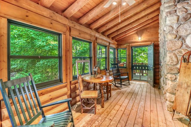 32360 SW Pickerel Lake Road, Detroit Lakes, MN 56501