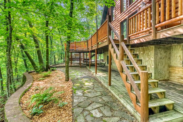 32360 SW Pickerel Lake Road, Detroit Lakes, MN 56501