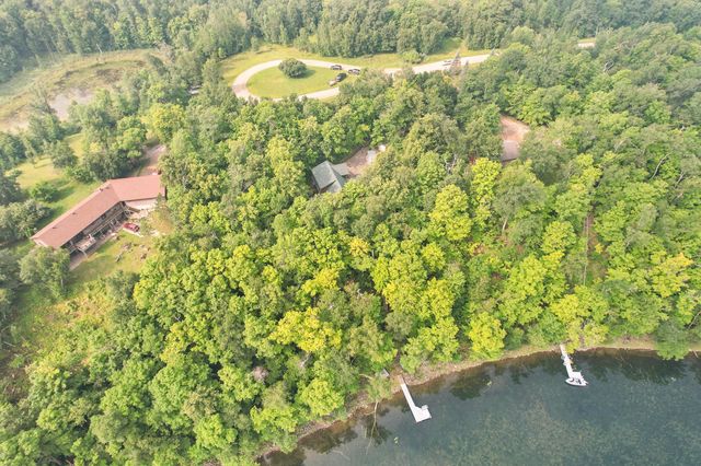 32360 SW Pickerel Lake Road, Detroit Lakes, MN 56501