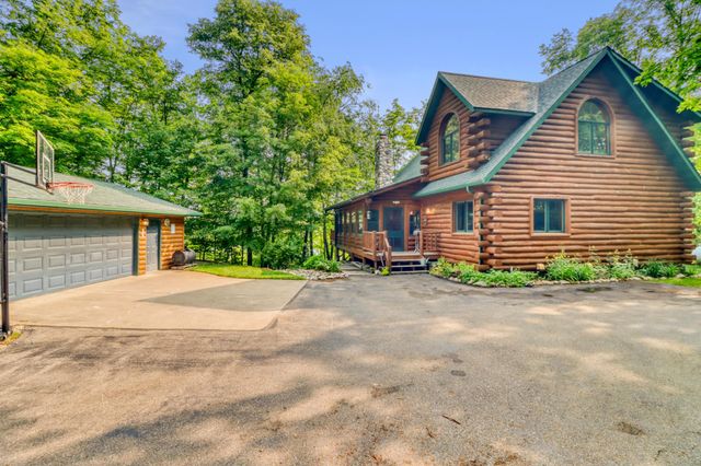 32360 SW Pickerel Lake Road, Detroit Lakes, MN 56501