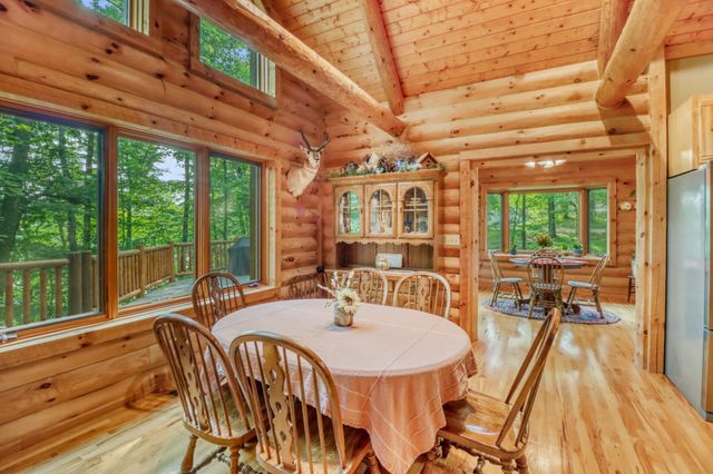 32360 SW Pickerel Lake Road, Detroit Lakes, MN 56501