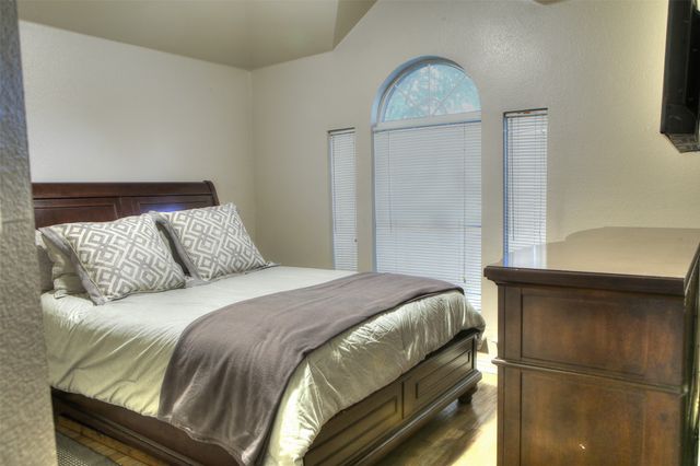 652 Chestnut Lane, Saginaw, TX 76179