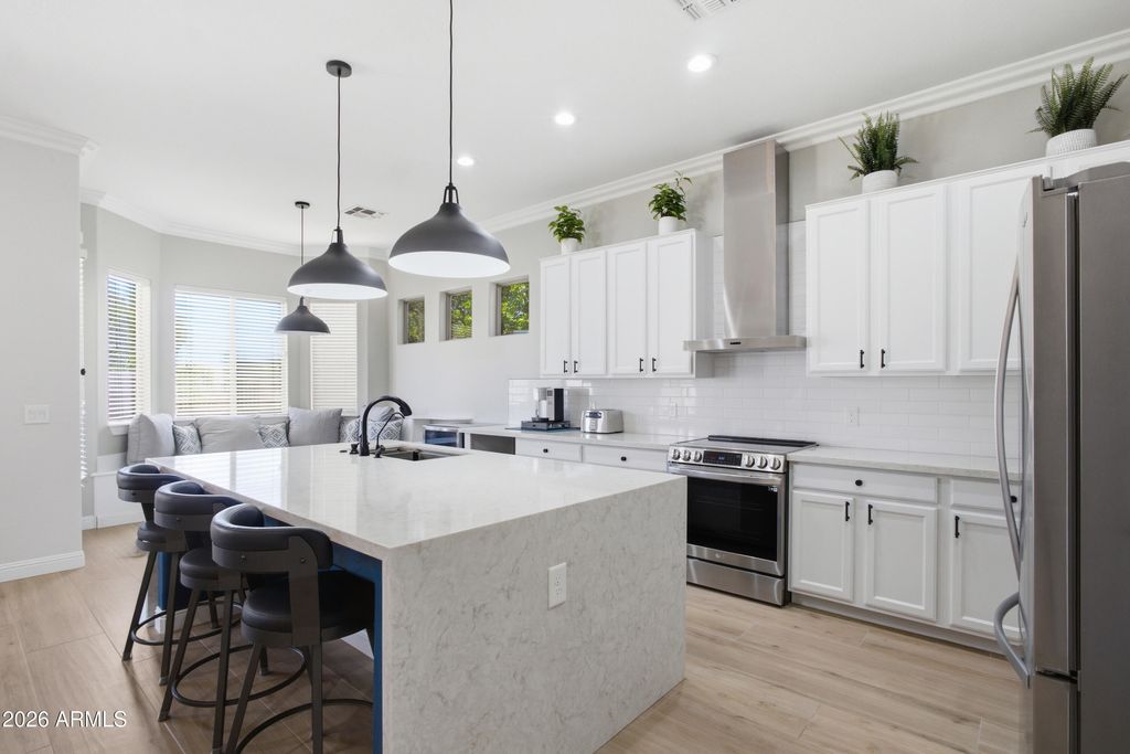 13500 W ALVARADO Drive, Goodyear, AZ 85395 — exterior