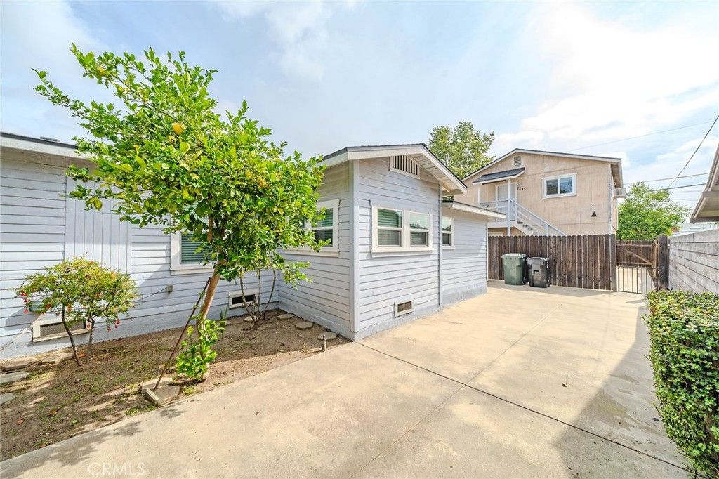 124 N Princeton Avenue, Fullerton, CA 92831 — photo 2