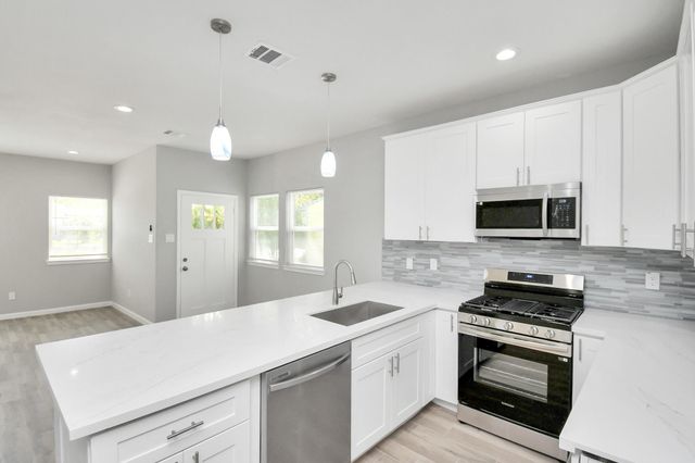 5941 Southlea Street, Houston, TX 77033