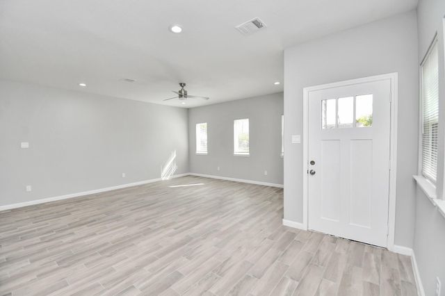 5941 Southlea Street, Houston, TX 77033