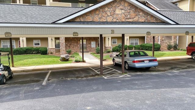 92 Glen Eagle Ct B301, Clayton, GA 30525