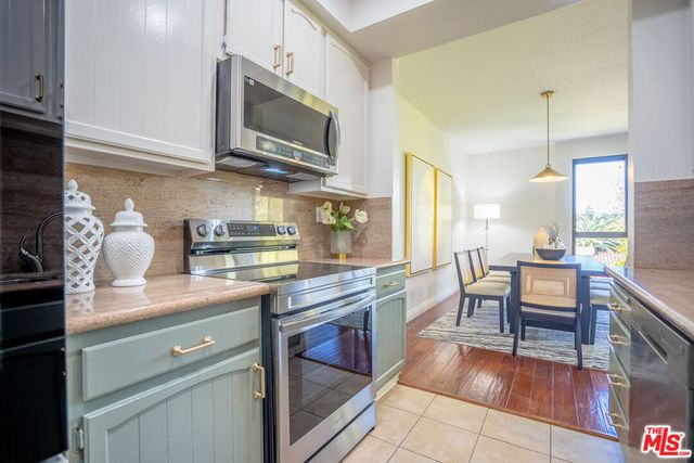 4477 Wilshire Boulevard 312, Los Angeles, CA 90010