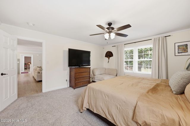 208 Avalon Lane, Greenville, NC 27858