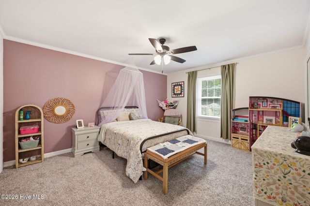208 Avalon Lane, Greenville, NC 27858