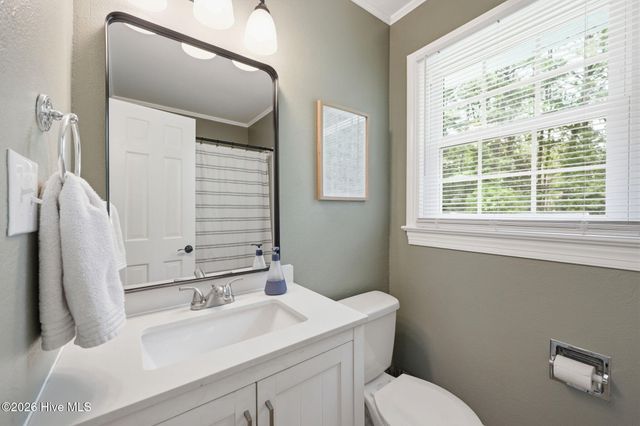208 Avalon Lane, Greenville, NC 27858