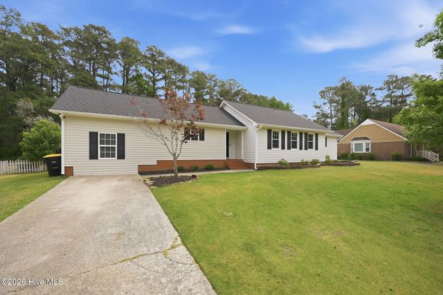 208 Avalon Lane, Greenville, NC 27858