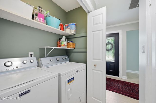 208 Avalon Lane, Greenville, NC 27858