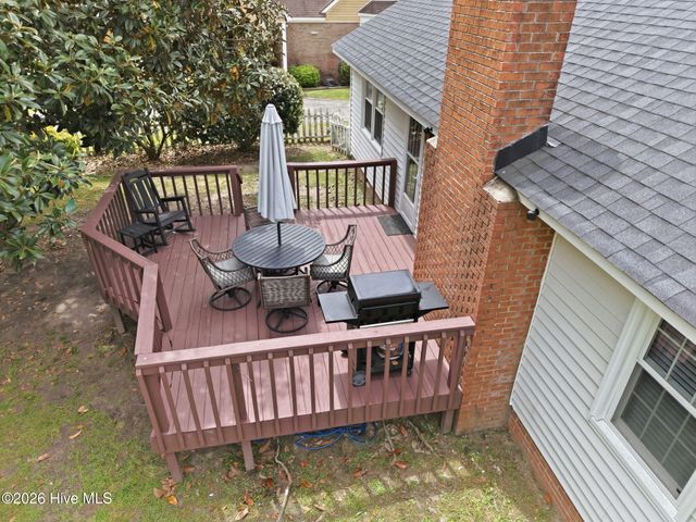 208 Avalon Lane, Greenville, NC 27858