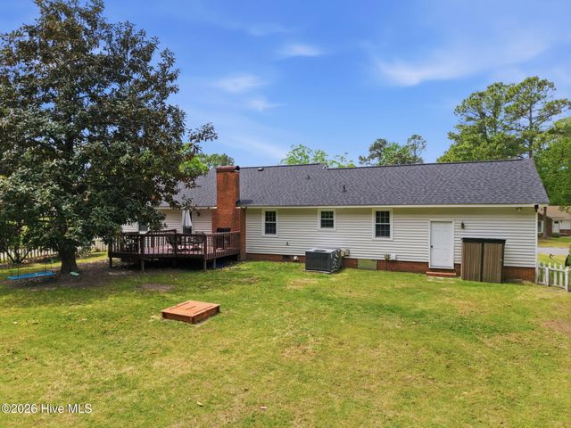 208 Avalon Lane, Greenville, NC 27858
