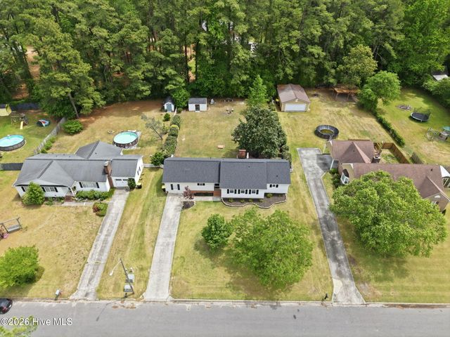 208 Avalon Lane, Greenville, NC 27858