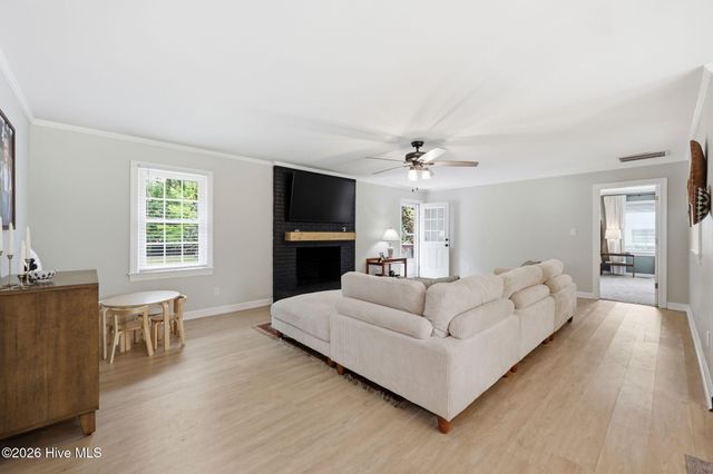 208 Avalon Lane, Greenville, NC 27858