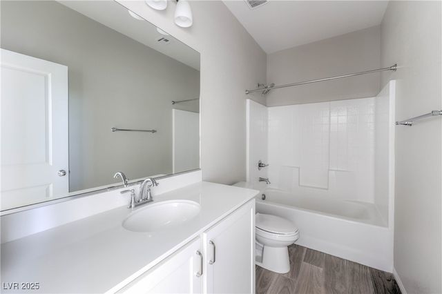 10260 Bark Pine Court, Las Vegas, NV 89166