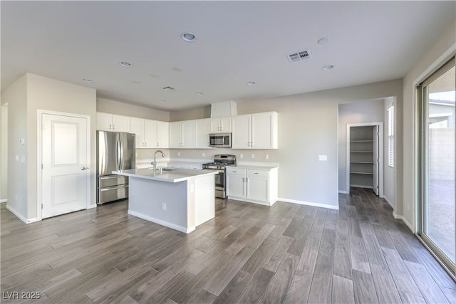 10260 Bark Pine Court, Las Vegas, NV 89166