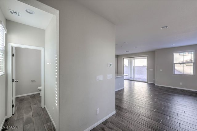 10260 Bark Pine Court, Las Vegas, NV 89166