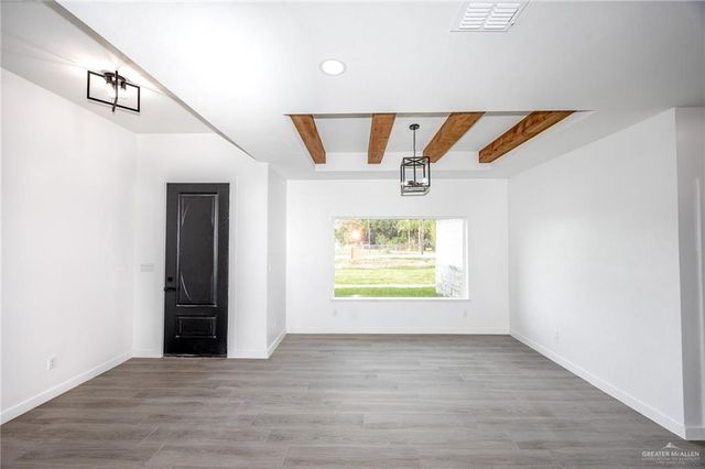 5569 Mile 9 N Road, Mercedes, TX 78570