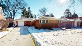 507 S I Oka Avenue, Mount Prospect, IL 60056
