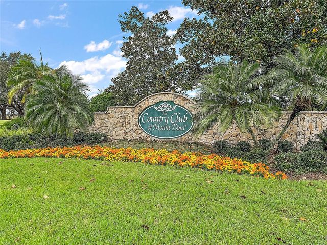 1863 COUNTRY CLUB BOULEVARD, Mount Dora, FL 32757