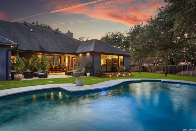 29606 No Le Hace, Fair Oaks Ranch, TX 78015