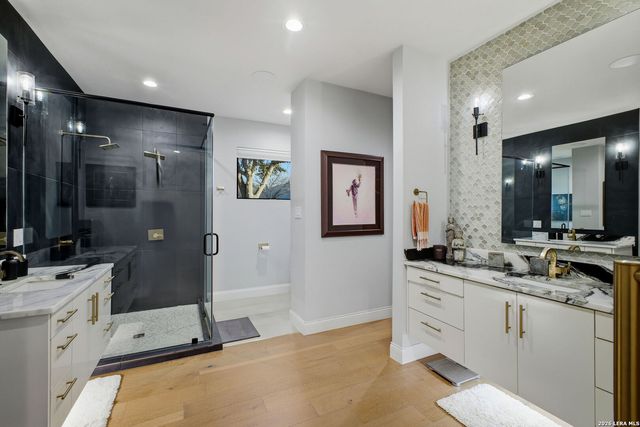 29606 No Le Hace, Fair Oaks Ranch, TX 78015