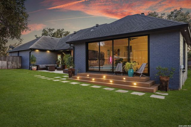 29606 No Le Hace, Fair Oaks Ranch, TX 78015