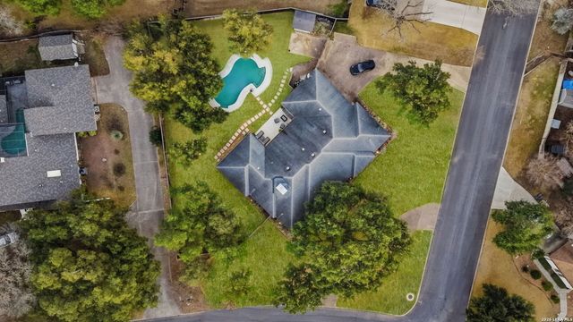 29606 No Le Hace, Fair Oaks Ranch, TX 78015