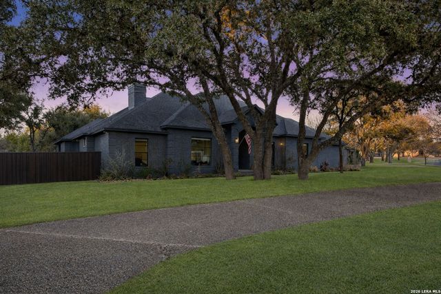 29606 No Le Hace, Fair Oaks Ranch, TX 78015