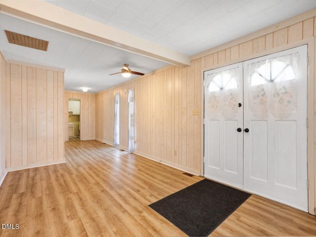207 Price Street, Pine Level, NC 27576