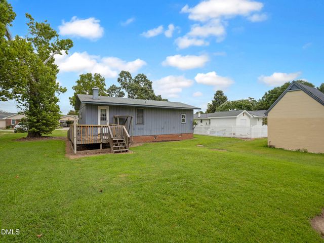 207 Price Street, Pine Level, NC 27576