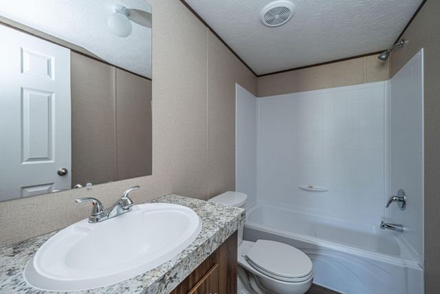 68 Kickback Cove, Round O, SC 29474