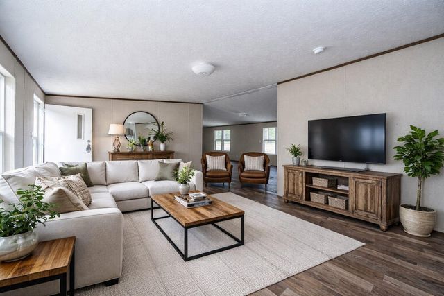 68 Kickback Cove, Round O, SC 29474