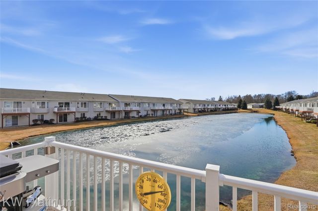 802 Crystal Lane, Marysville, MI 48040