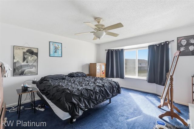 802 Crystal Lane, Marysville, MI 48040