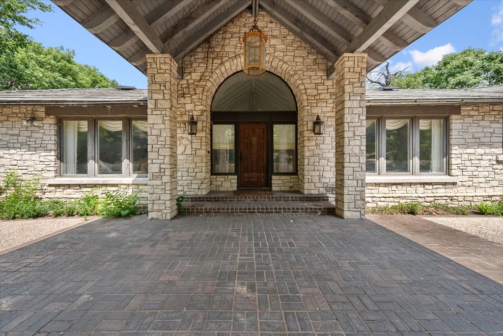 301 Crestwood Drive, Fort Worth, TX 76107 — photo 5